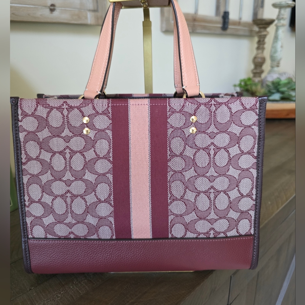 Coach Field Tote 22 Wine Multi Signature Jacquard & Leather Tote/Crossbody Bag - Picture 9 of 15